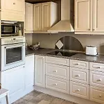 2 Bedroom Pet Friendly In