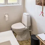 2 Bedroom Pet Friendly In